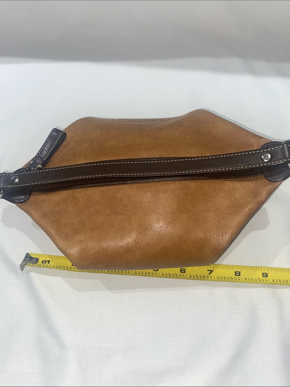 Coach Tan Leather Hobo with Dark Brown Strap - Picture 9 of 10